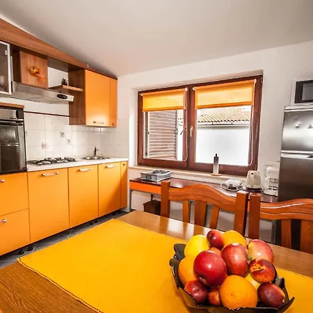 Mikulina Apartment Baska (Krk)