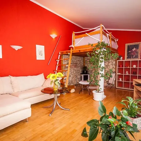 Mikulina Apartment *
