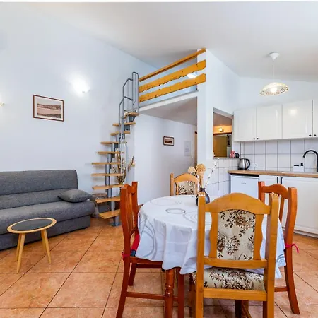 Apartment Mikulina Baska (Krk)