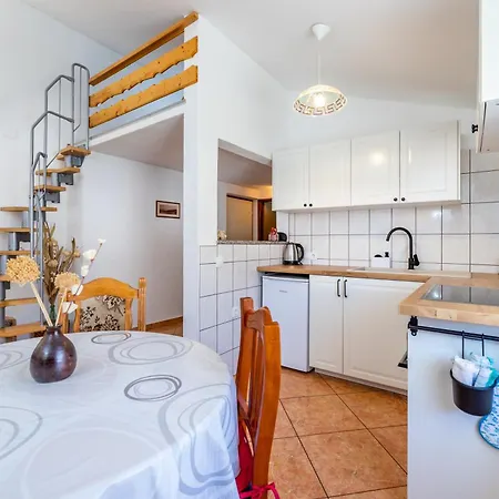 Mikulina Apartman Baska (Krk)